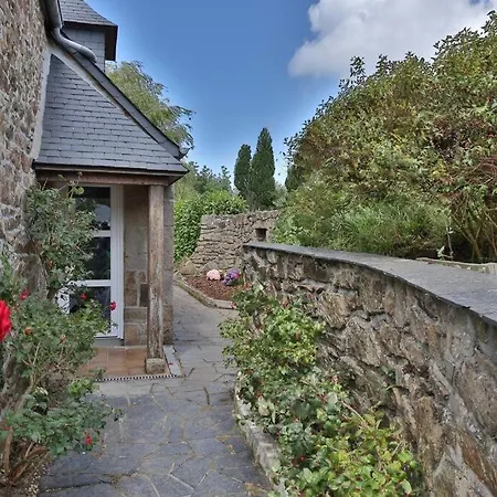 - Ty Bleiz Holiday home *